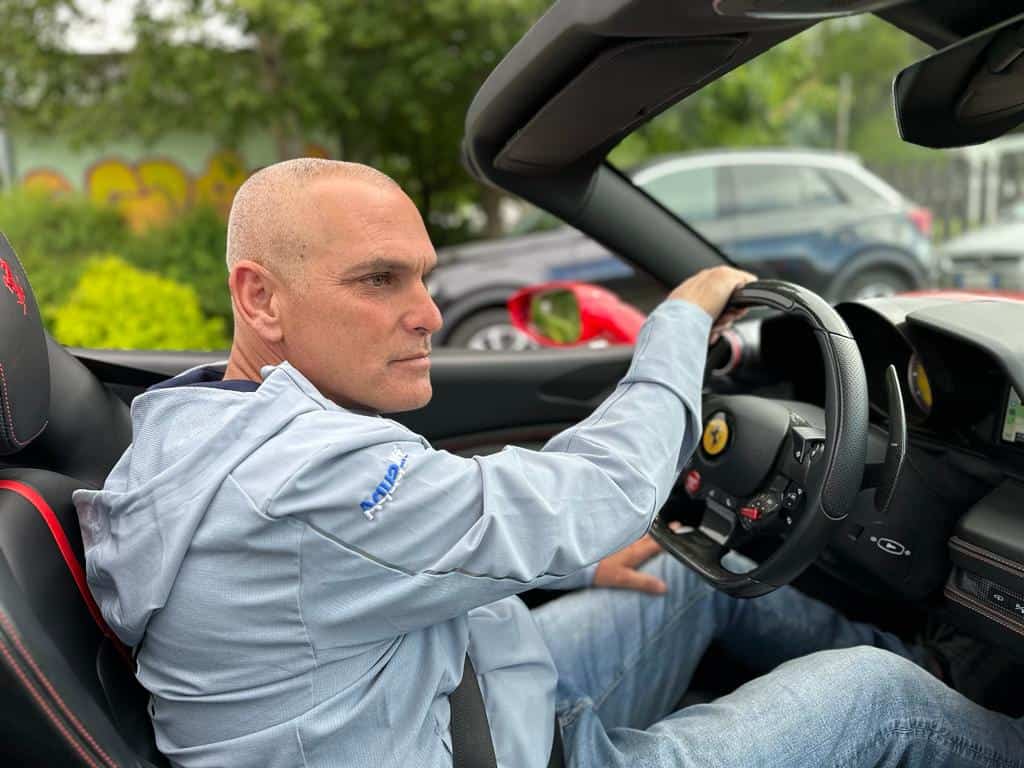 ניב מאיר