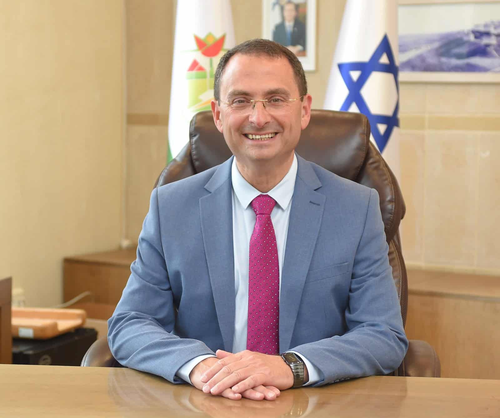 מגזין קומה מעל